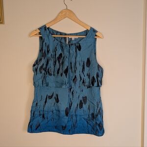 Cabi Serene Top Style 142 100% Silk Tiered Abstract Blue Black Blouse